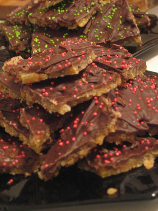 How to Make Easy Chocolate-Covered Saltine Toffee